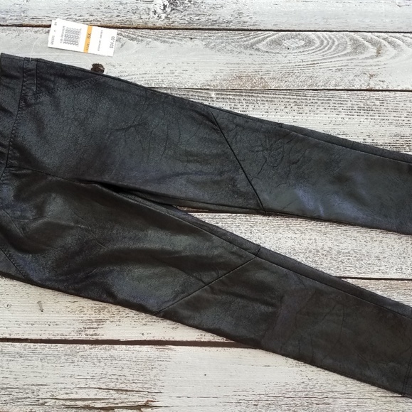 Gianni Bini faux leather leggings - Picture 2 of 5